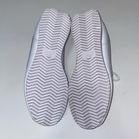 Nike tennis shoes brand new - Picture 6 of 8